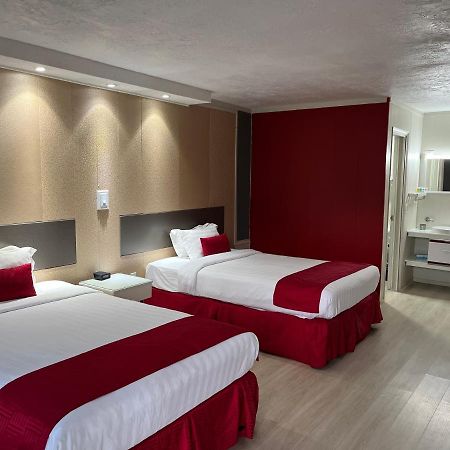 Travelodge By Wyndham Orlando At Heart Of International Drive Exterior foto